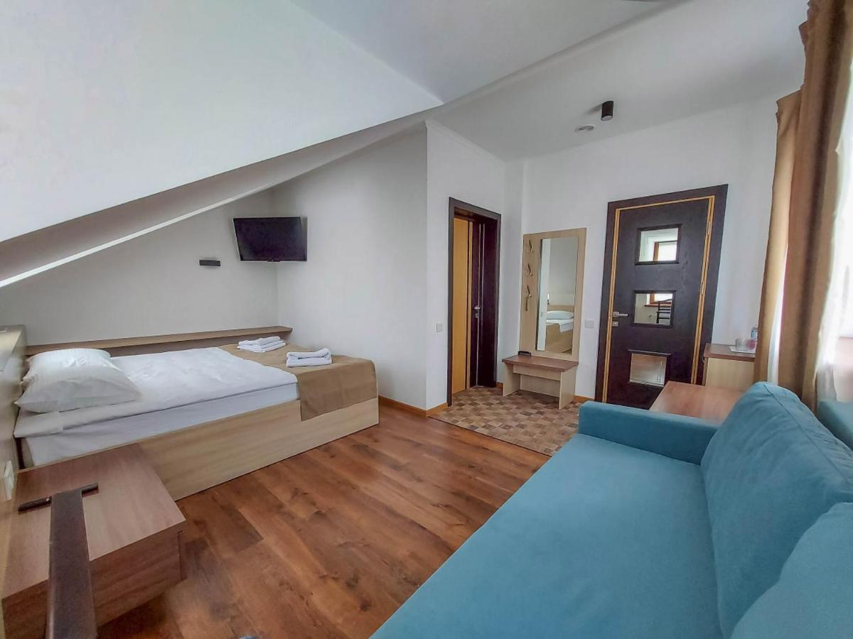 Graff Hotel Dnipro Exterior foto